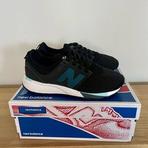 NIB New Balance Kids Black 247 Lace-up Sneakers, Size 13
